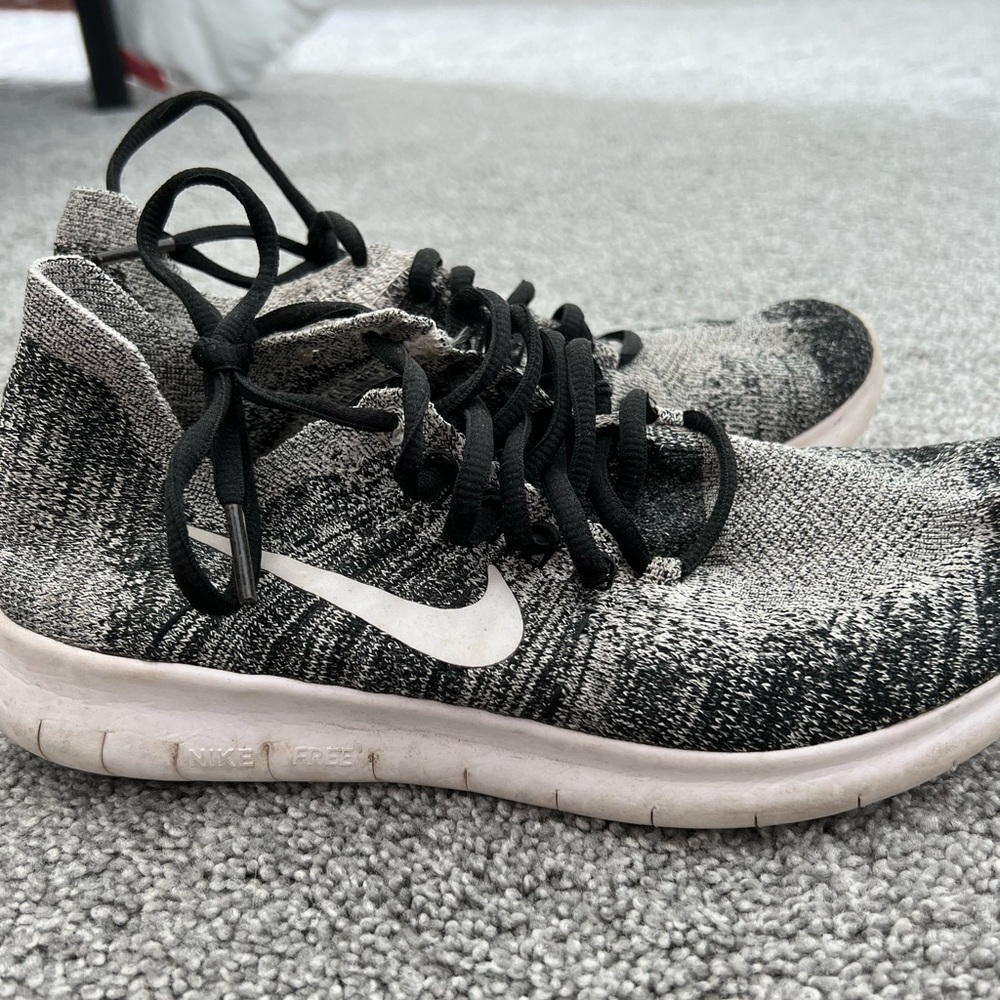 Nike flyknit sneakers